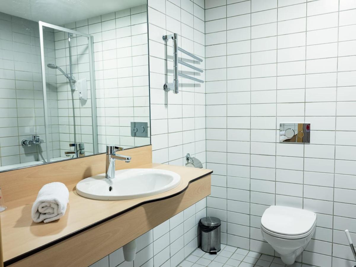 Zaliasis Slenis - Self Check-In Hotel - Free Parking Aukstkiemiai ภายนอก รูปภาพ